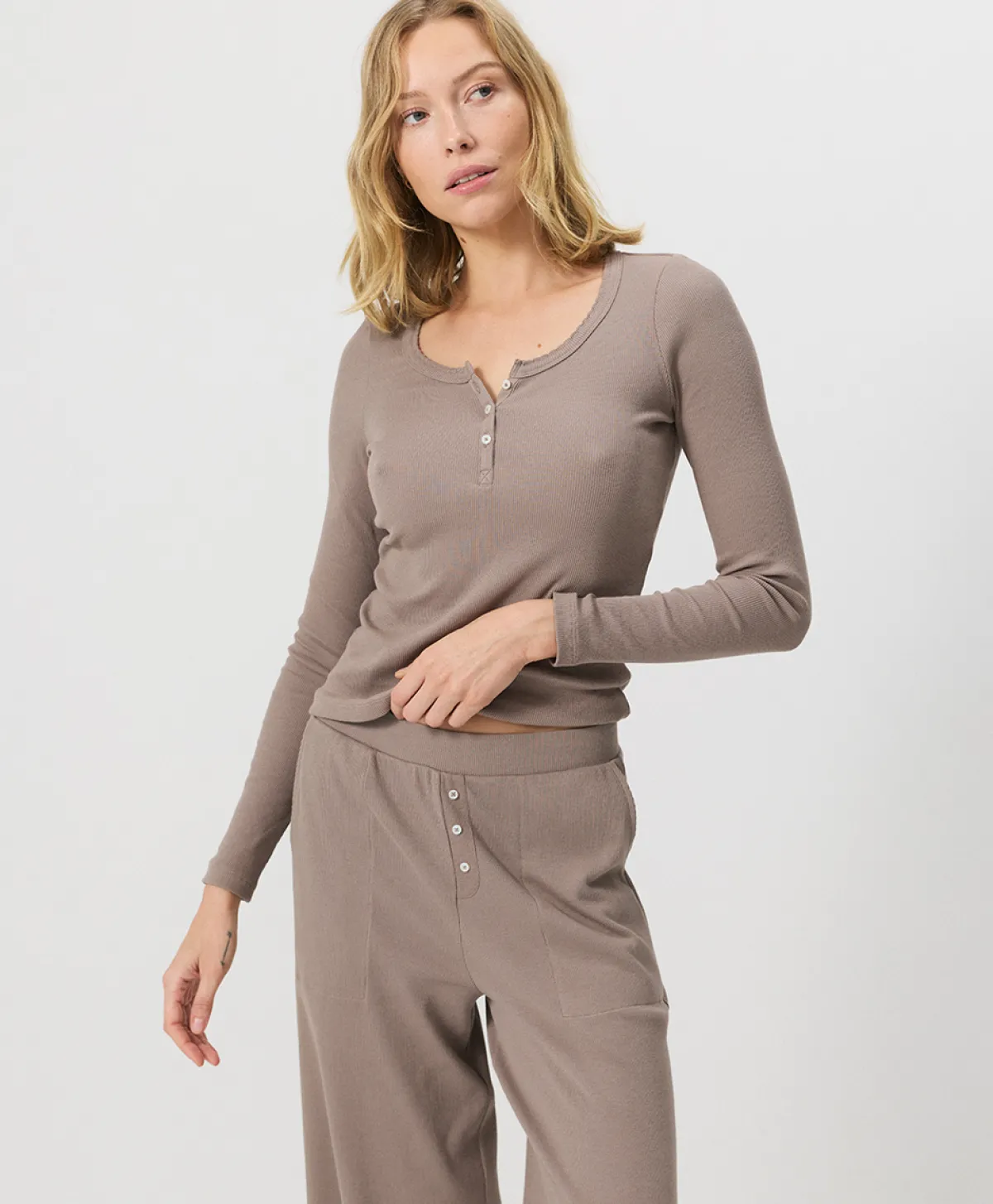 Women Pact Organic Dream Rib Slim Henley