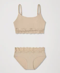 Women Pact Organic Lace Icon Set