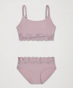 Women Pact Organic Lace Icon Set