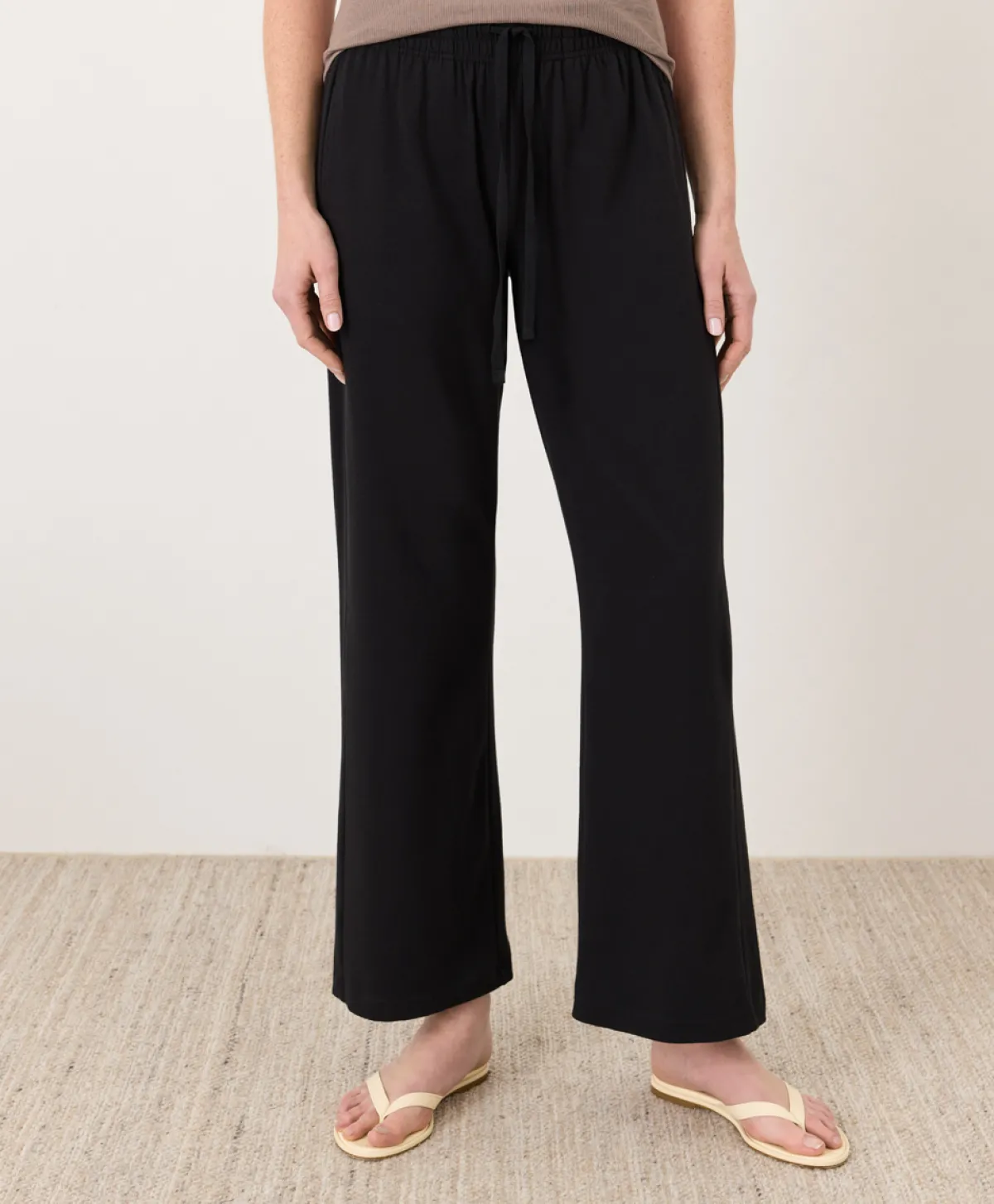 Women Pact Organic Luxe Essential Lunar Set
