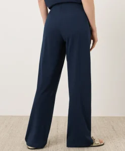 Women Pact Organic Luxe Essential Lunar Set