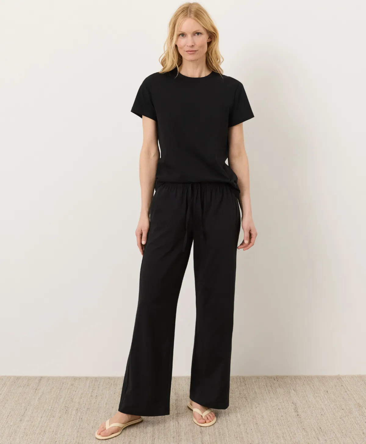 Women Pact Organic Luxe Essential Lunar Set