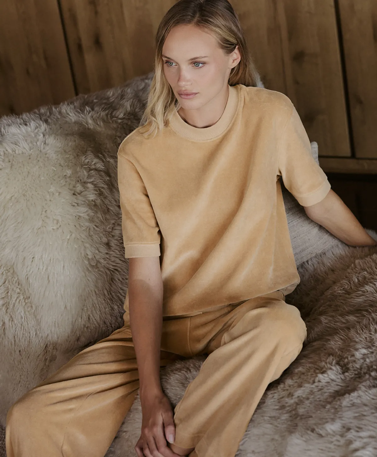 Women Pact Organic Pure Velour Sweatshirt Tee