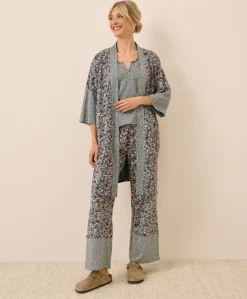 Women Pact Organic Staycation Short Robe